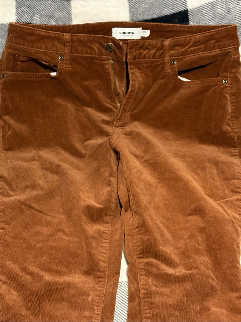 Sonoma women’s Corduroy Pants in Warm Brown